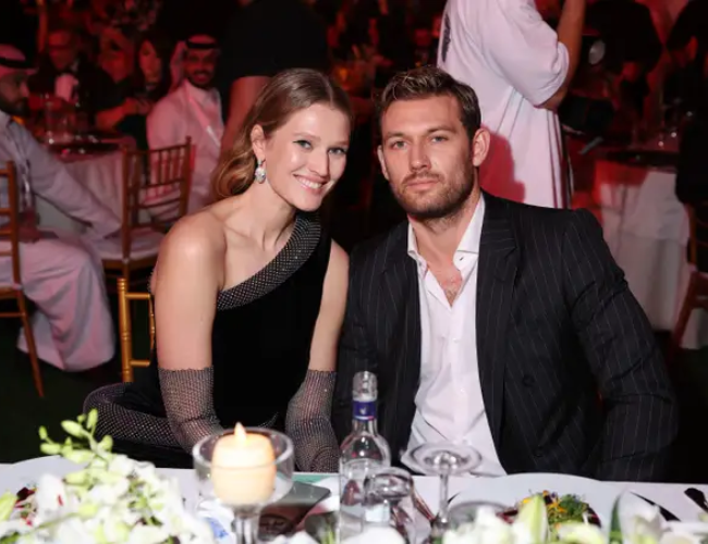 Alex Pettyfer and model Toni Garrn